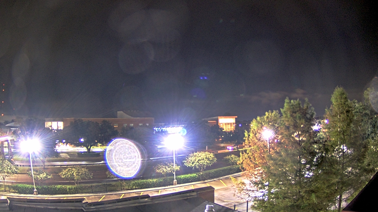 Thumbnail for current weather camera view from Chalmette HS in Chalmette, Louisiana