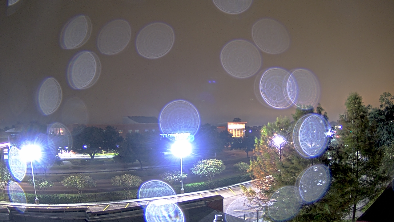 Thumbnail for current weather camera view from Chalmette HS in Chalmette, Louisiana