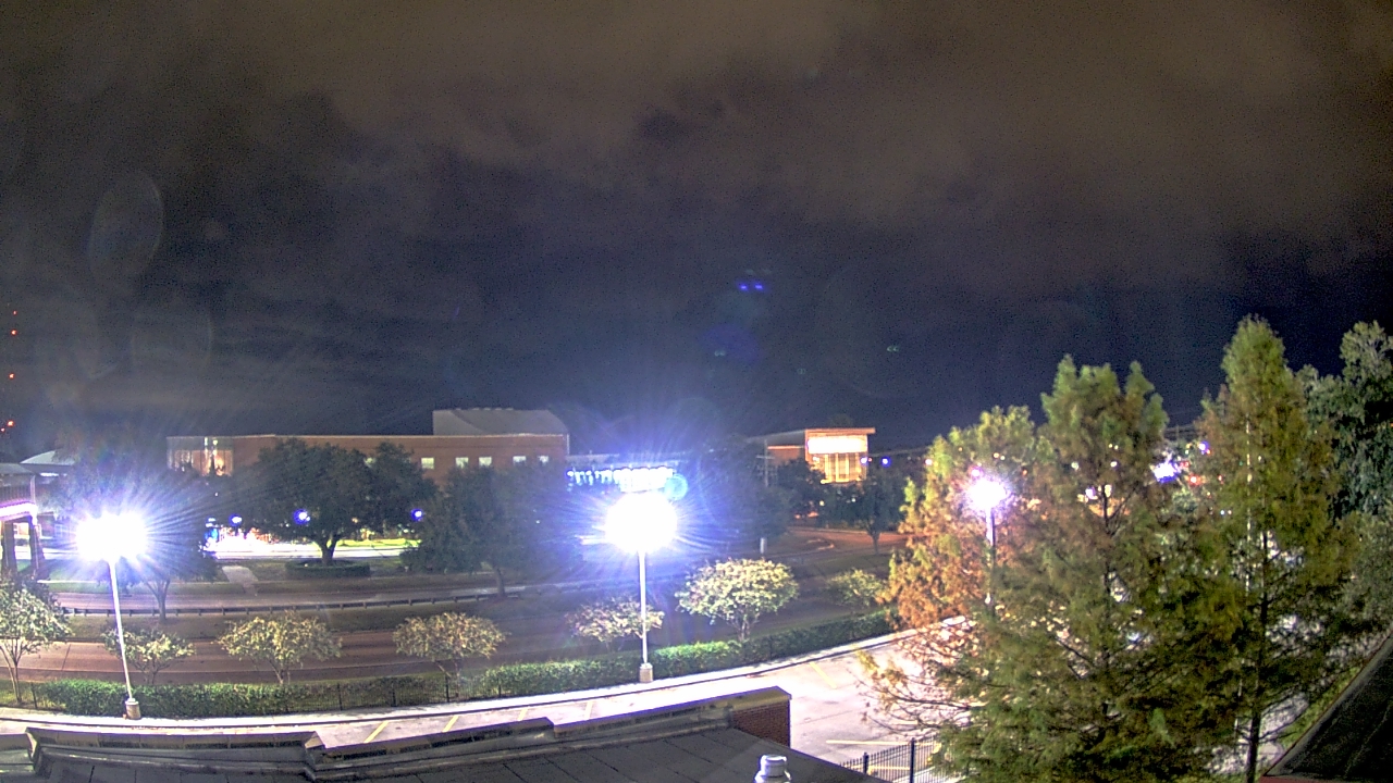 Thumbnail for current weather camera view from Chalmette HS in Chalmette, Louisiana