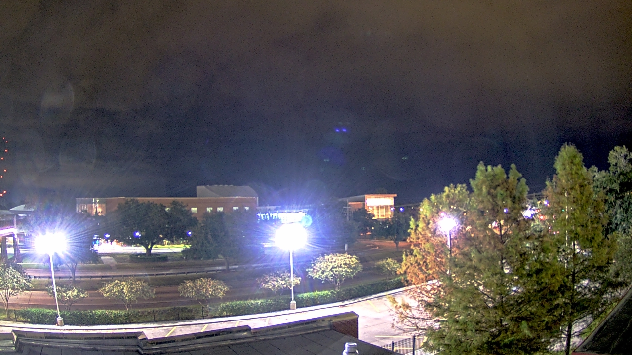 Thumbnail for current weather camera view from Chalmette HS in Chalmette, Louisiana