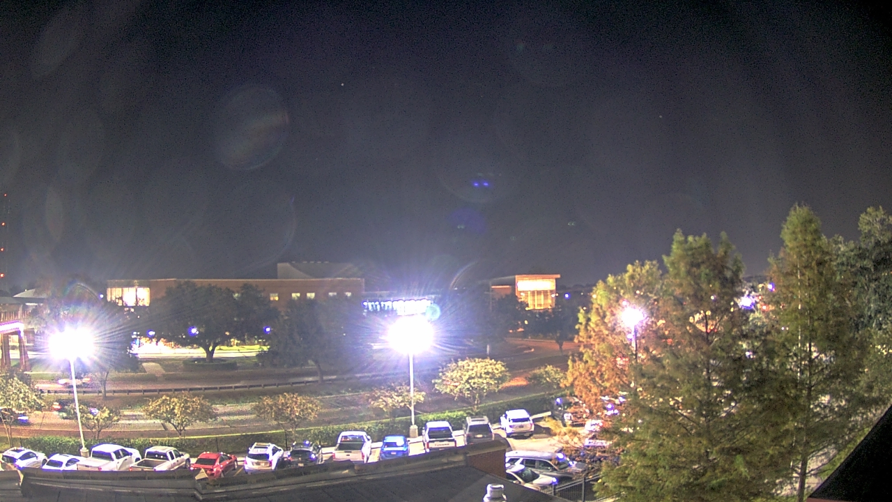 Thumbnail for current weather camera view from Chalmette HS in Chalmette, Louisiana