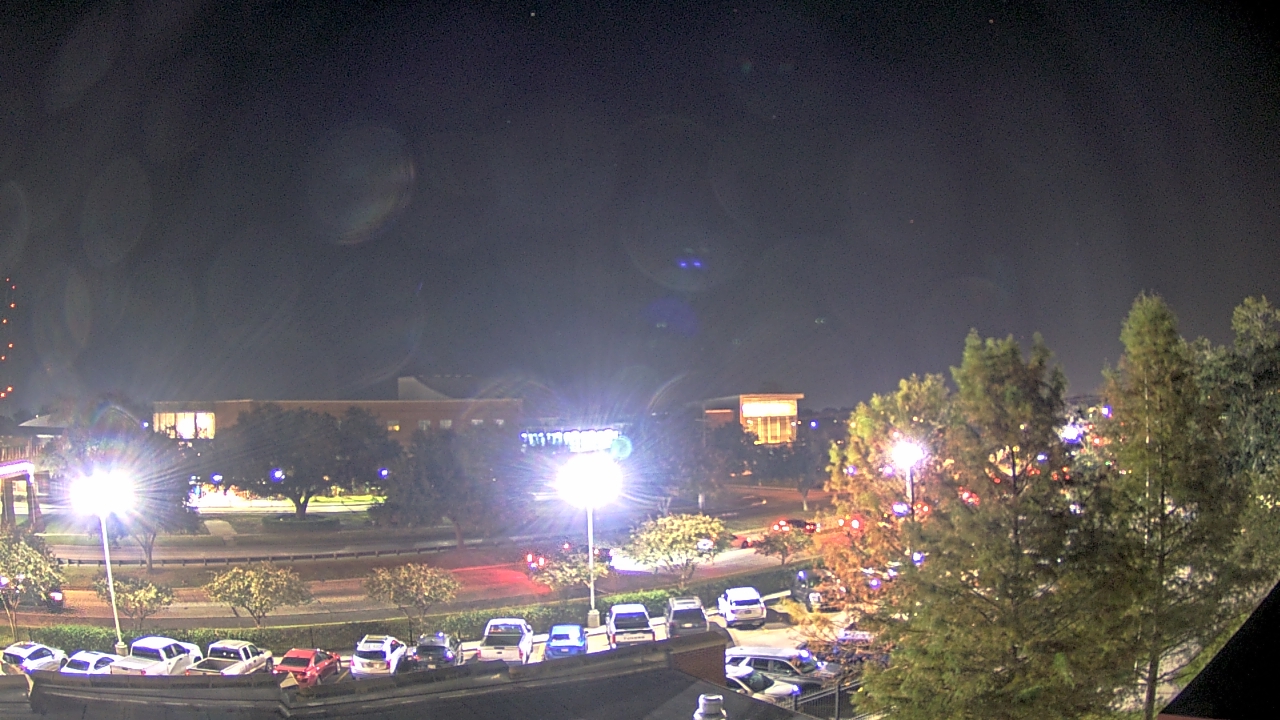 Thumbnail for current weather camera view from Chalmette HS in Chalmette, Louisiana