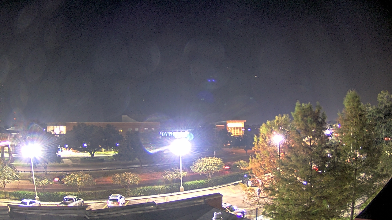 Thumbnail for current weather camera view from Chalmette HS in Chalmette, Louisiana