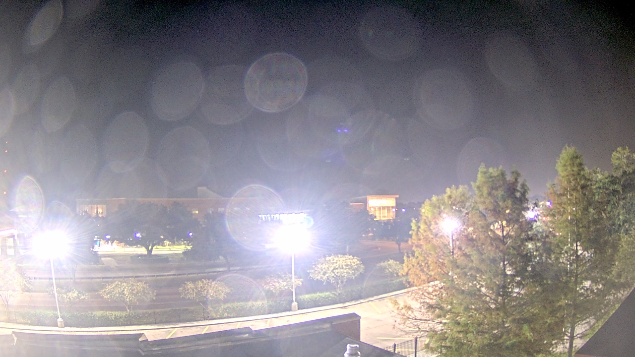 Thumbnail for current weather camera view from Chalmette HS in Chalmette, Louisiana