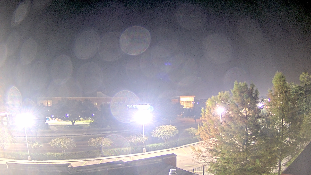 Thumbnail for current weather camera view from Chalmette HS in Chalmette, Louisiana