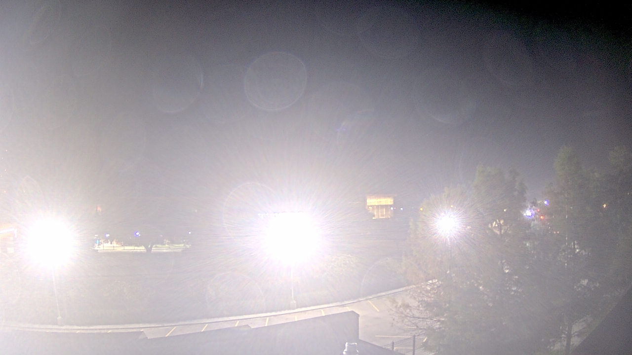 Thumbnail for current weather camera view from Chalmette HS in Chalmette, Louisiana