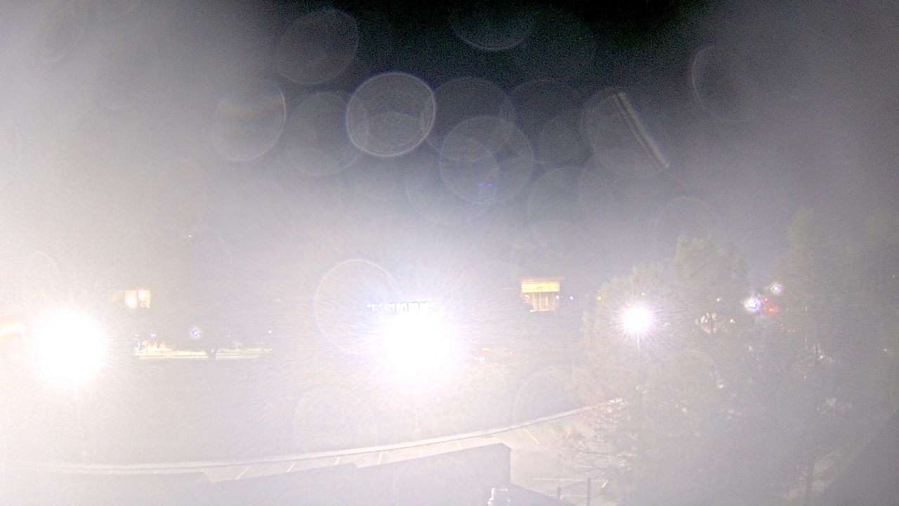 Thumbnail for current weather camera view from Chalmette HS in Chalmette, Louisiana