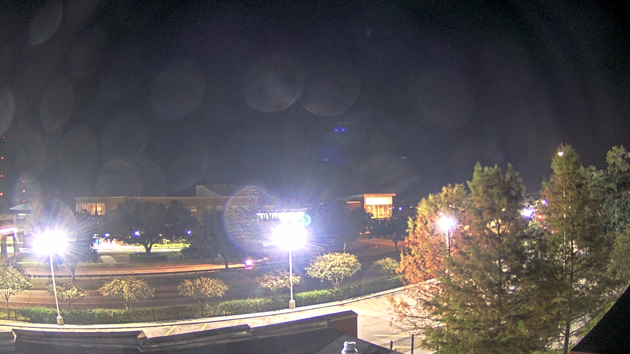 Thumbnail for current weather camera view from Chalmette HS in Chalmette, Louisiana