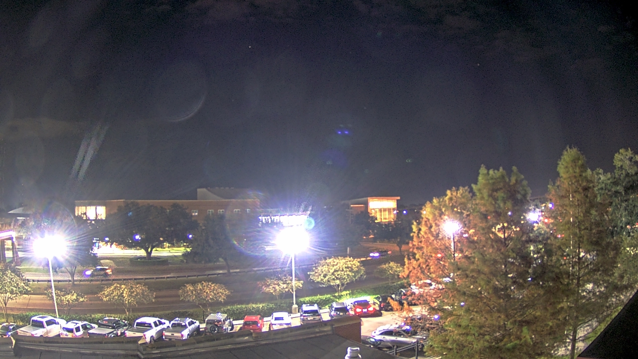 Thumbnail for current weather camera view from Chalmette HS in Chalmette, Louisiana