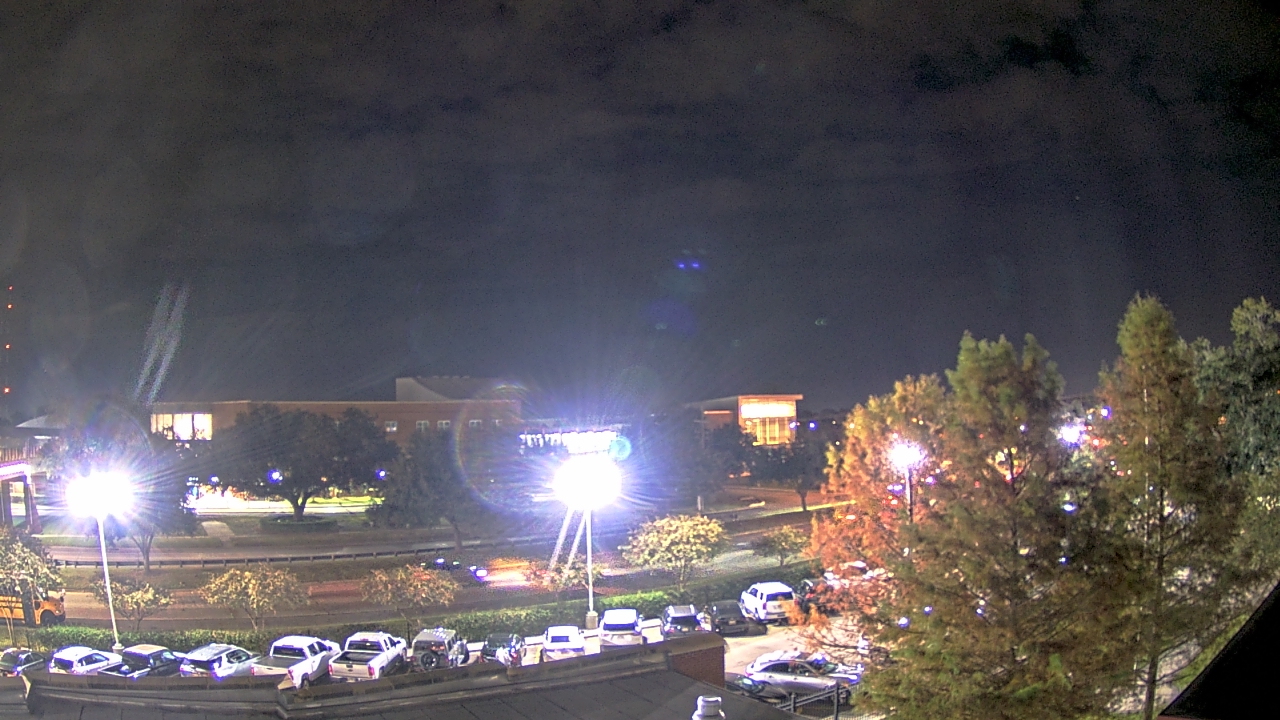 Thumbnail for current weather camera view from Chalmette HS in Chalmette, Louisiana