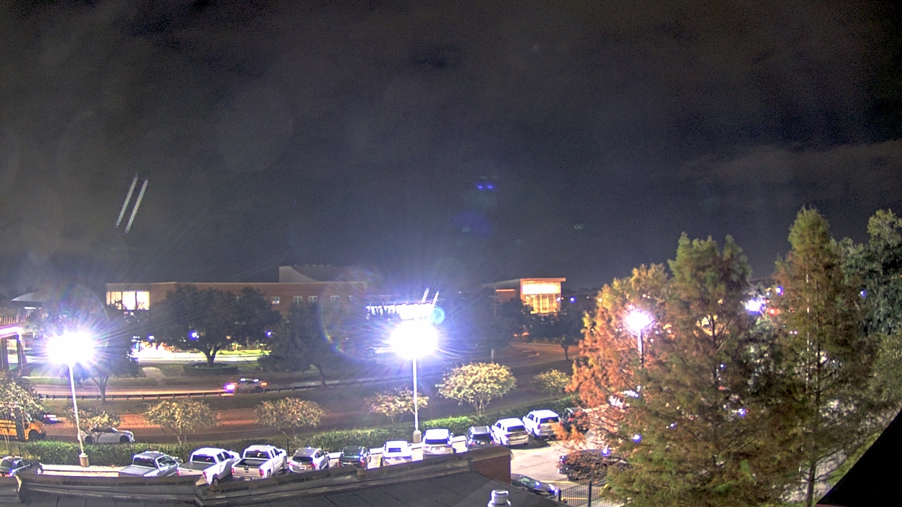 Thumbnail for current weather camera view from Chalmette HS in Chalmette, Louisiana