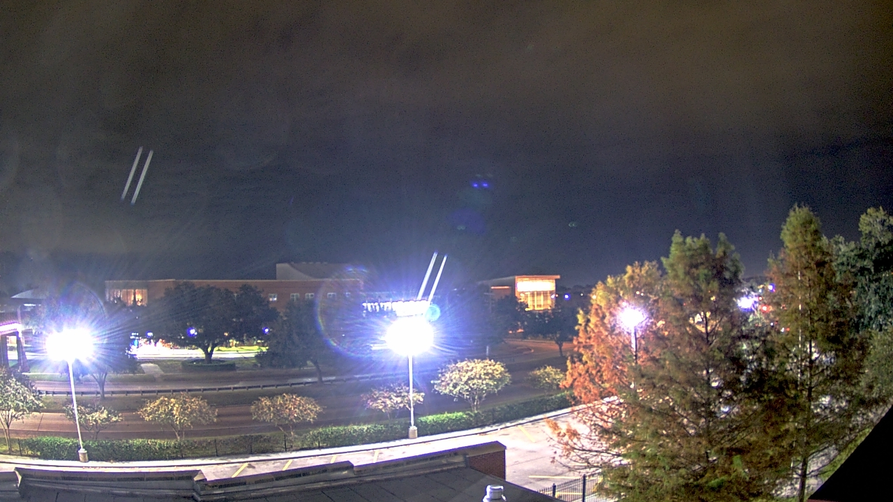 Thumbnail for current weather camera view from Chalmette HS in Chalmette, Louisiana