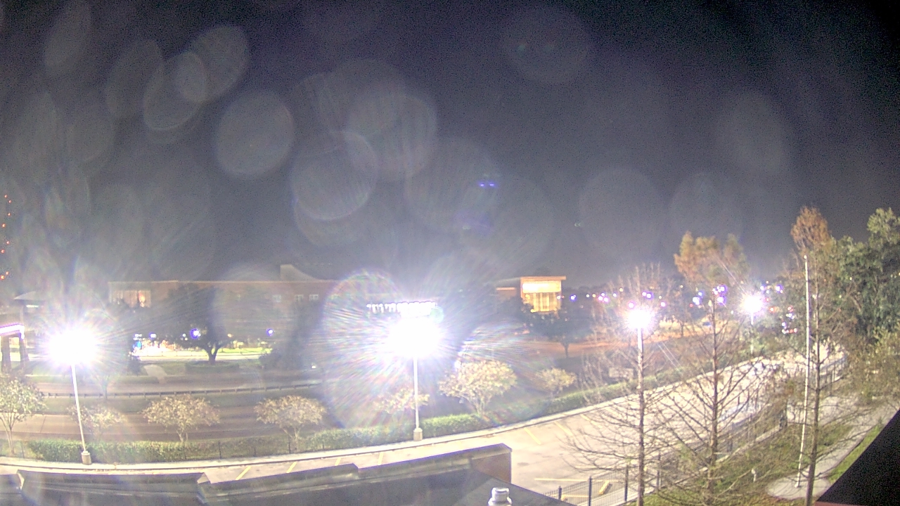 Thumbnail for current weather camera view from Chalmette HS in Chalmette, Louisiana