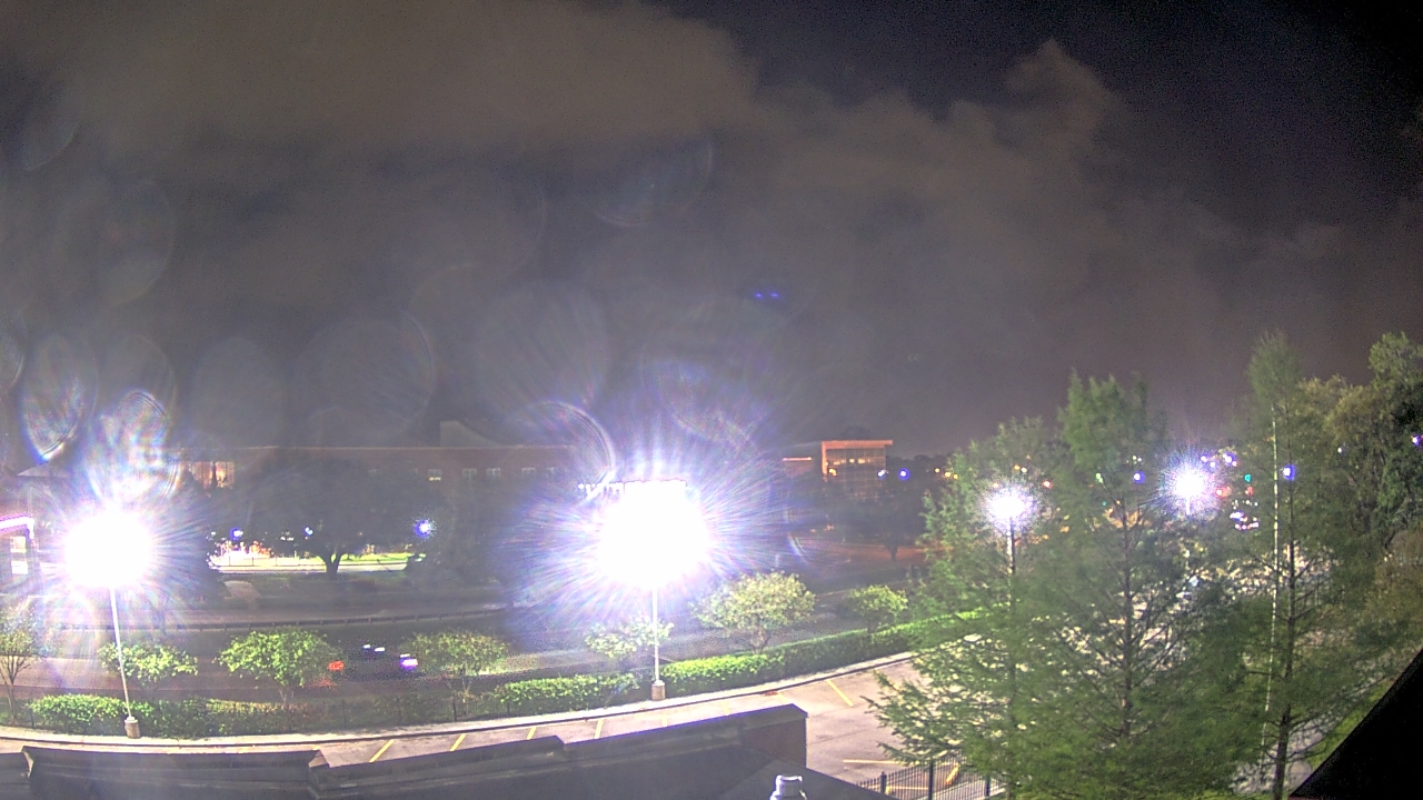 Thumbnail for current weather camera view from Chalmette HS in Chalmette, Louisiana