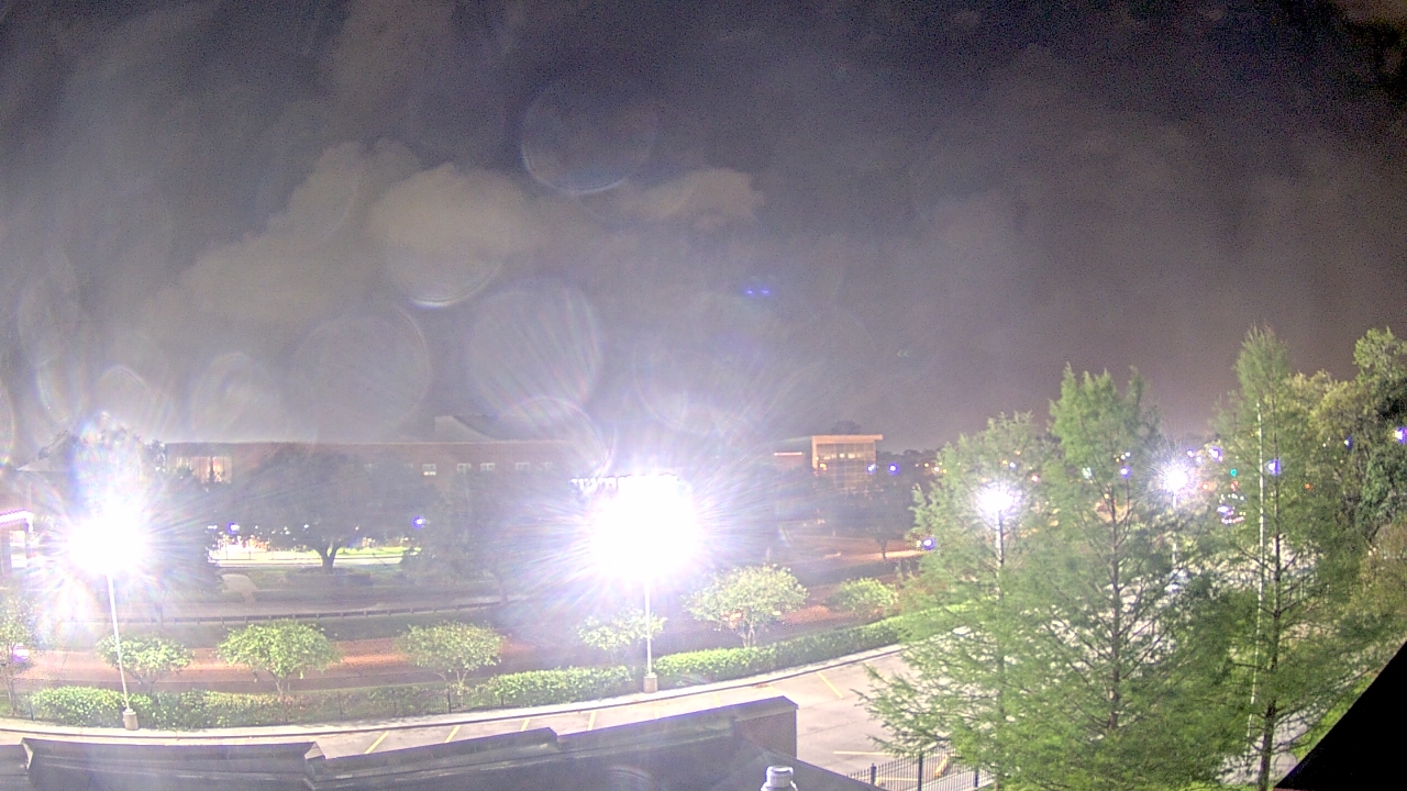 Thumbnail for current weather camera view from Chalmette HS in Chalmette, Louisiana