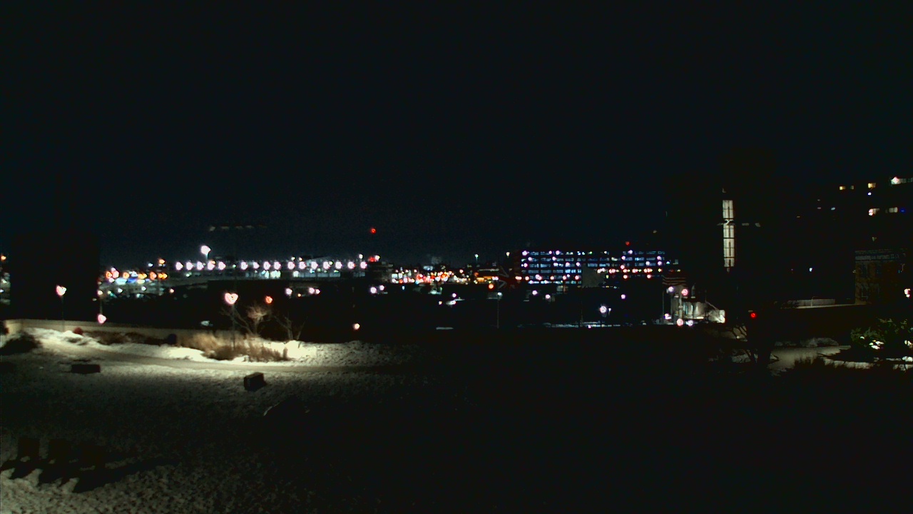 Thumbnail for current weather camera view from British School Of Chicago - New campus in Chicago, Illinois