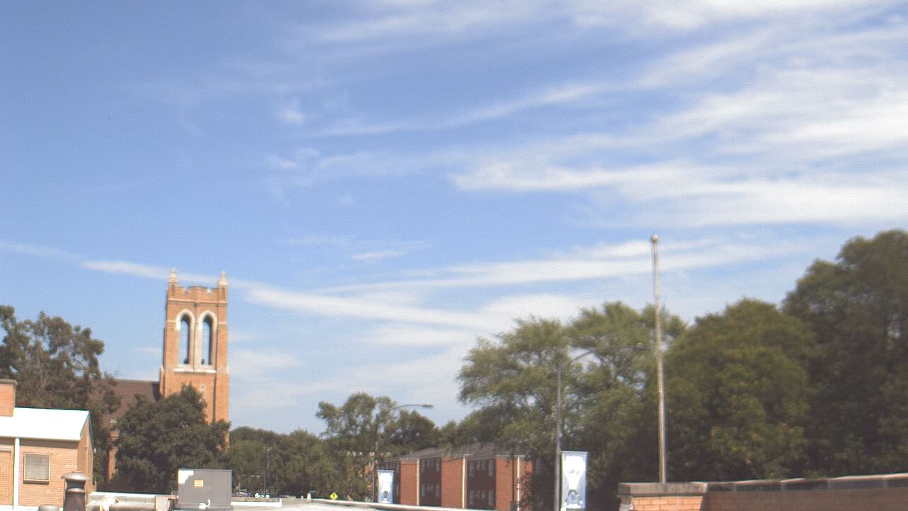 Thumbnail for current weather camera view from St Philip Lutheran School in Chicago, Illinois