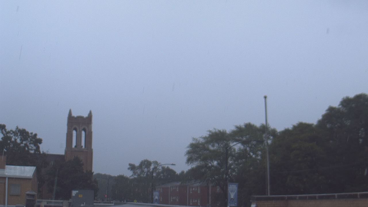 Thumbnail for current weather camera view from St Philip Lutheran School in Chicago, Illinois