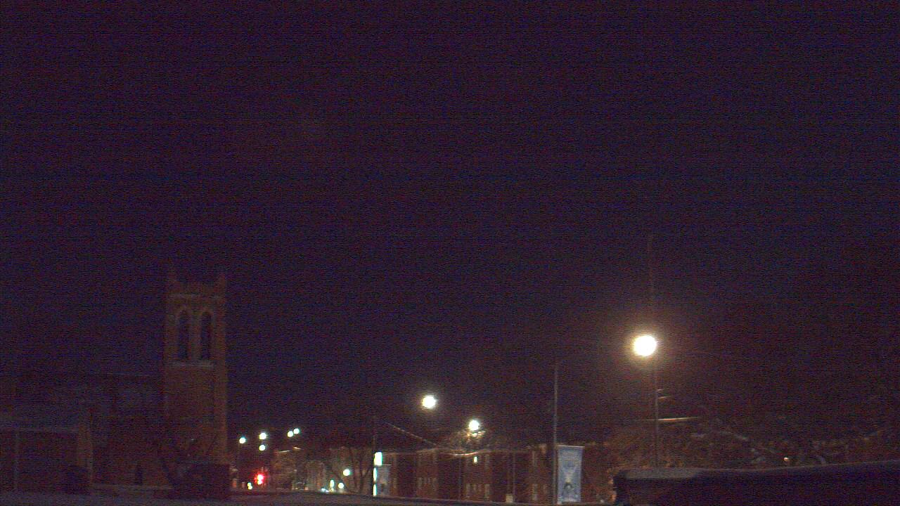 Thumbnail for current weather camera view from St Philip Lutheran School in Chicago, Illinois