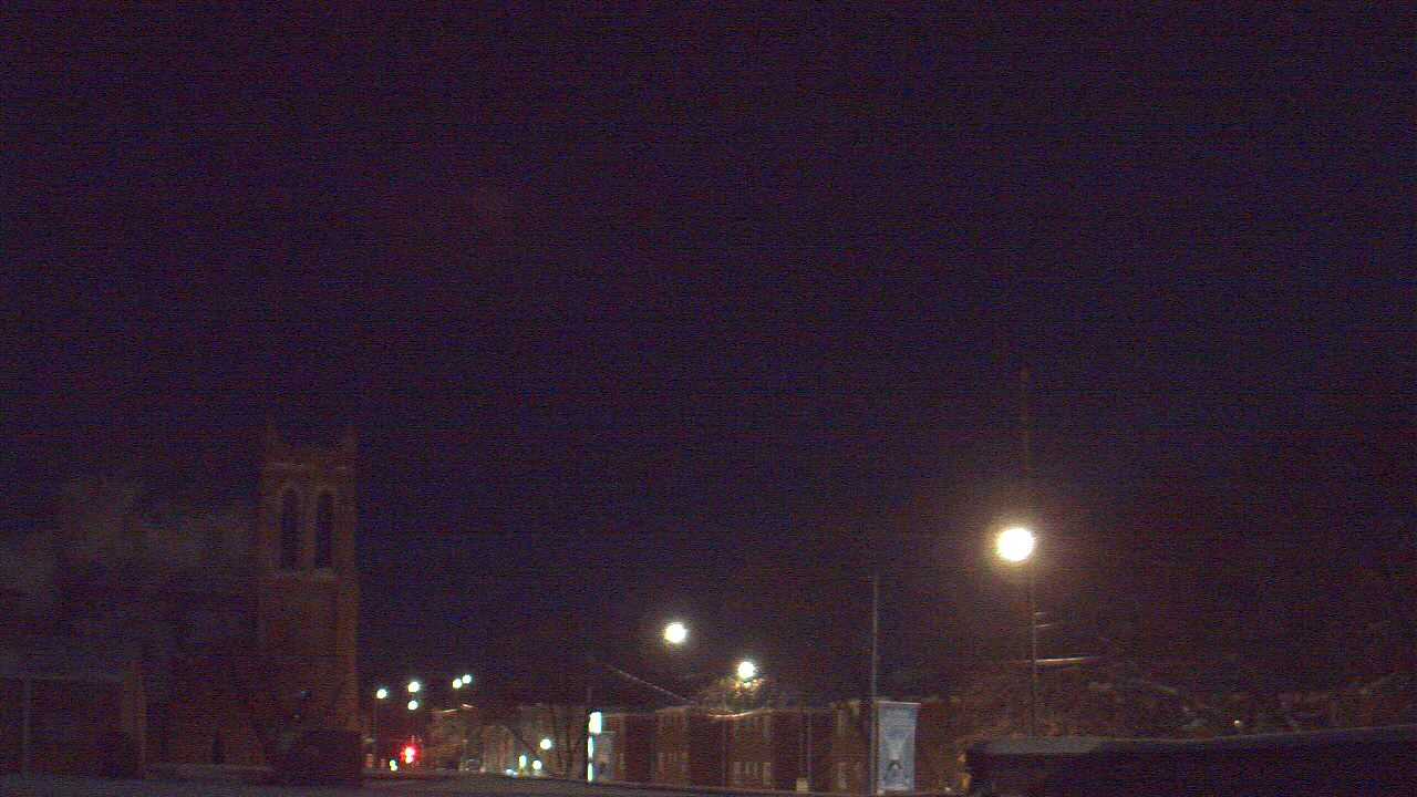 Thumbnail for current weather camera view from St Philip Lutheran School in Chicago, Illinois