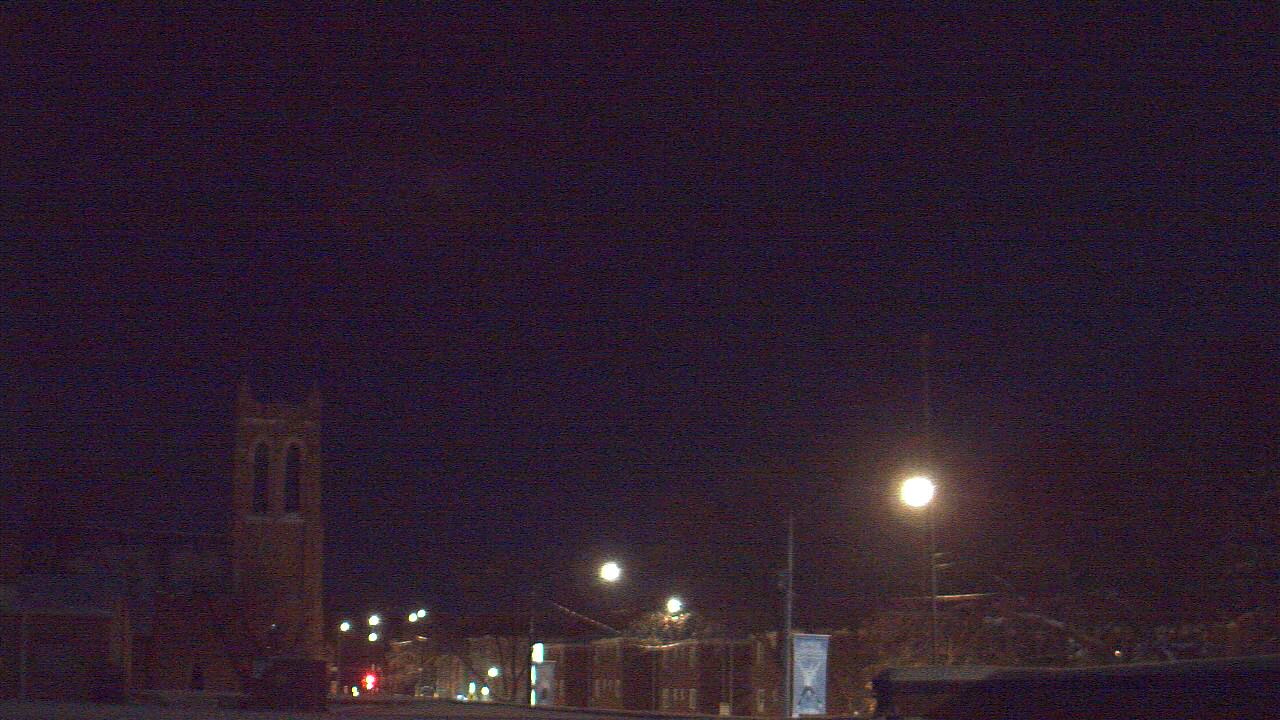 Thumbnail for current weather camera view from St Philip Lutheran School in Chicago, Illinois