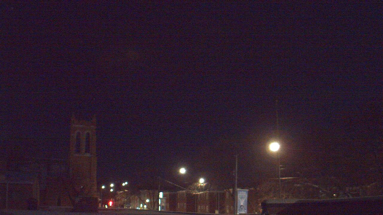 Thumbnail for current weather camera view from St Philip Lutheran School in Chicago, Illinois