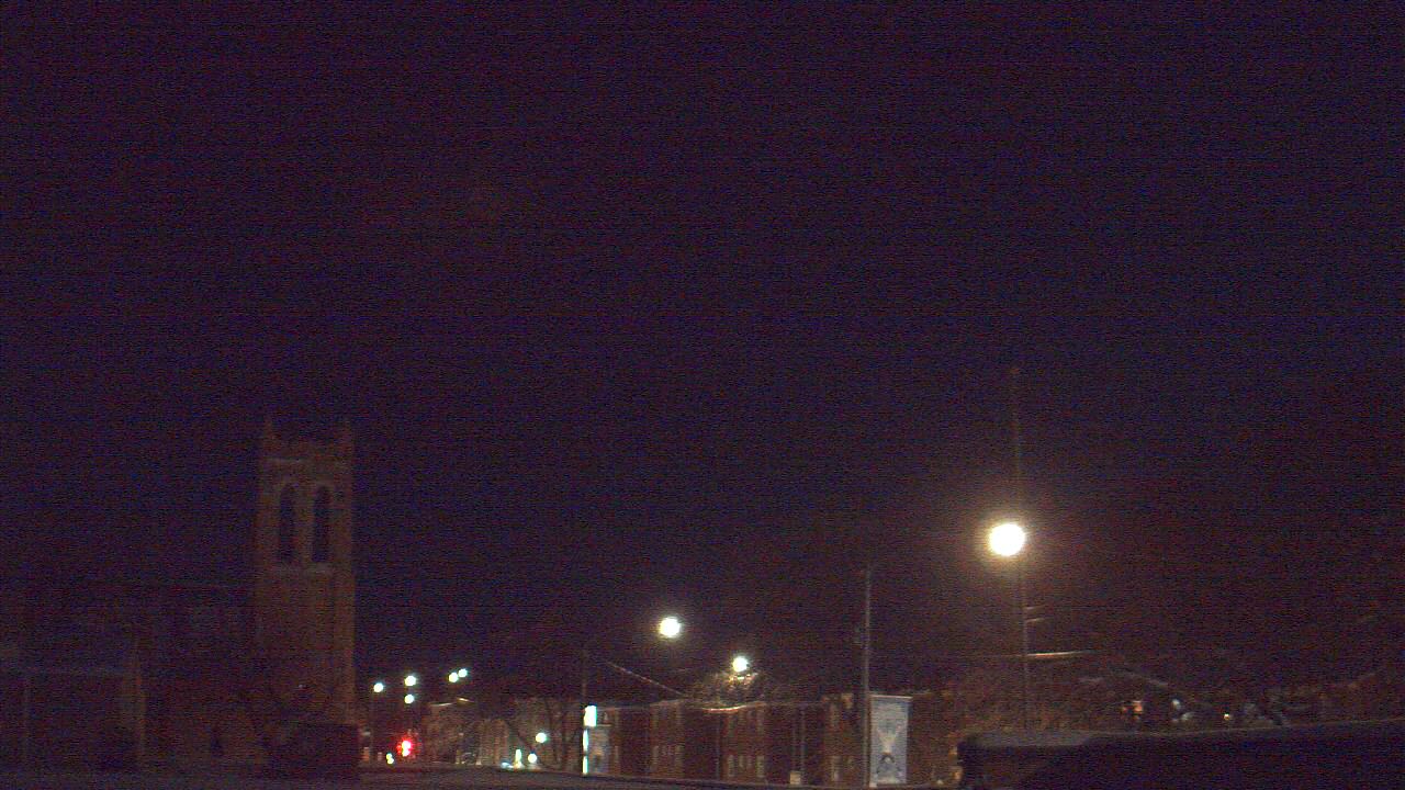 Thumbnail for current weather camera view from St Philip Lutheran School in Chicago, Illinois