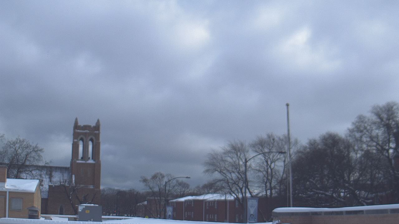 Thumbnail for current weather camera view from St Philip Lutheran School in Chicago, Illinois
