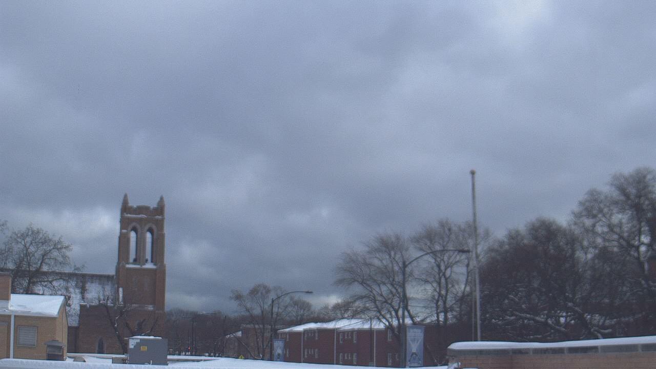 Thumbnail for current weather camera view from St Philip Lutheran School in Chicago, Illinois