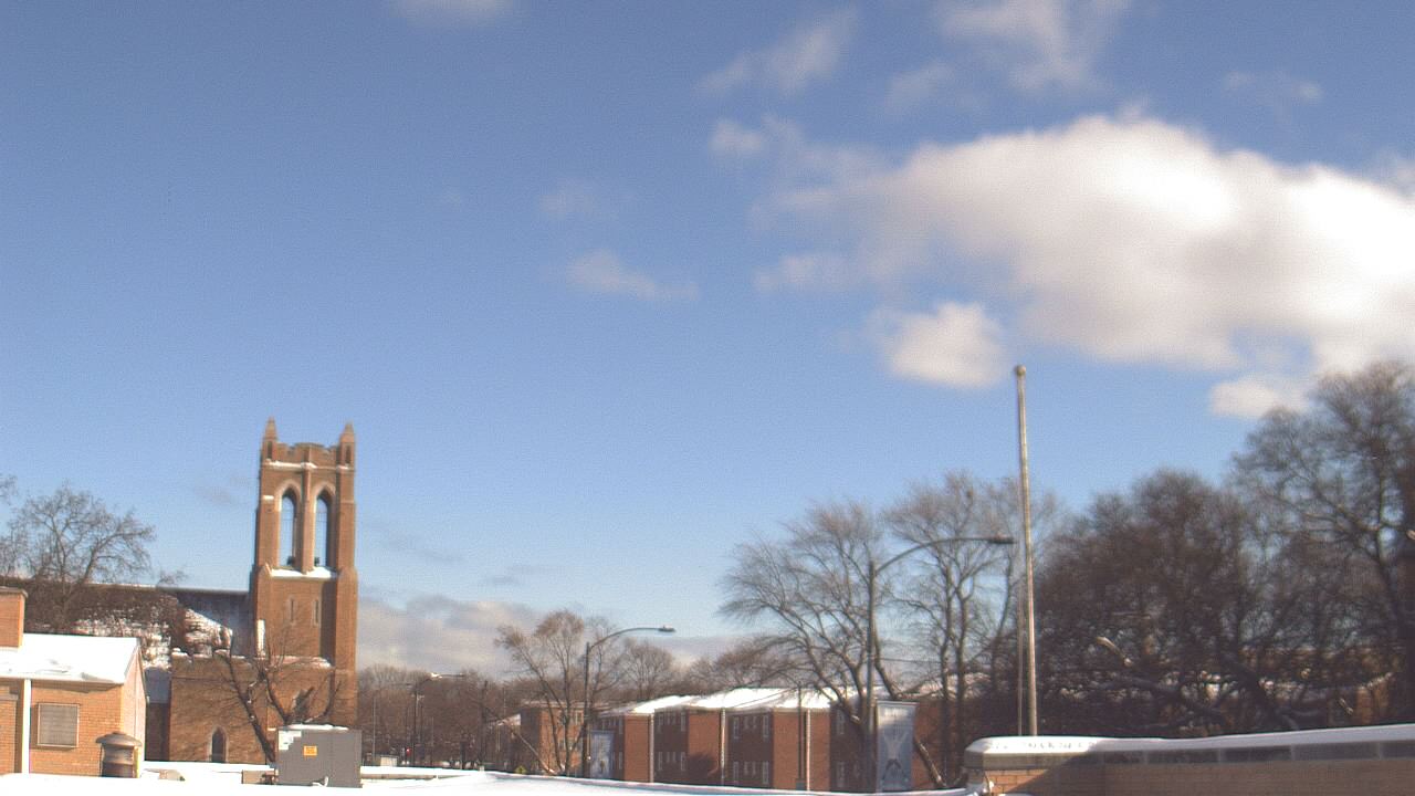 Thumbnail for current weather camera view from St Philip Lutheran School in Chicago, Illinois
