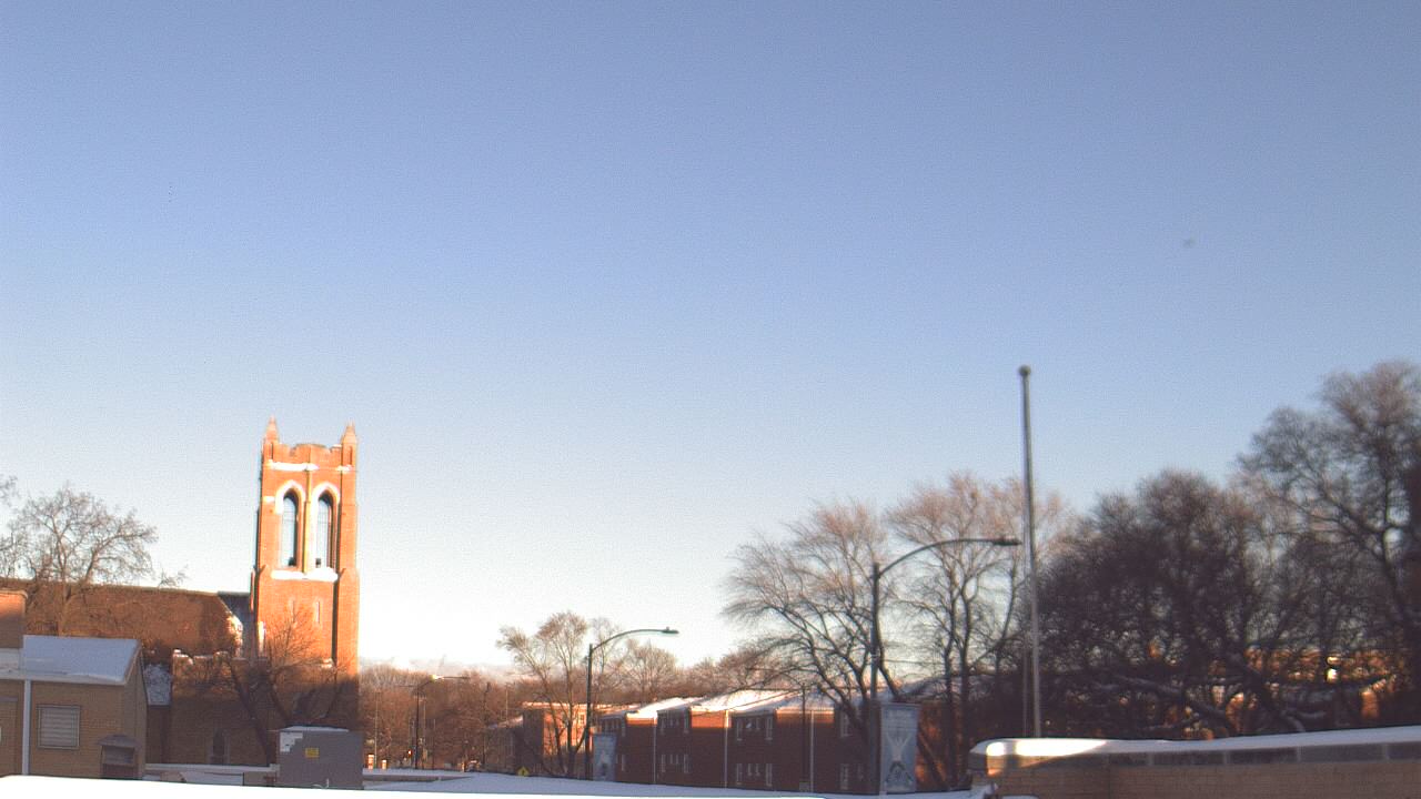 Thumbnail for current weather camera view from St Philip Lutheran School in Chicago, Illinois
