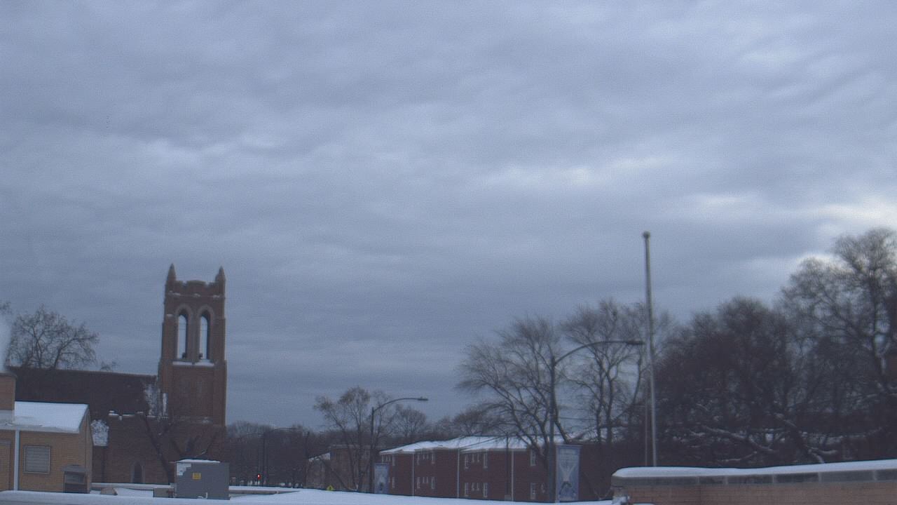 Thumbnail for current weather camera view from St Philip Lutheran School in Chicago, Illinois