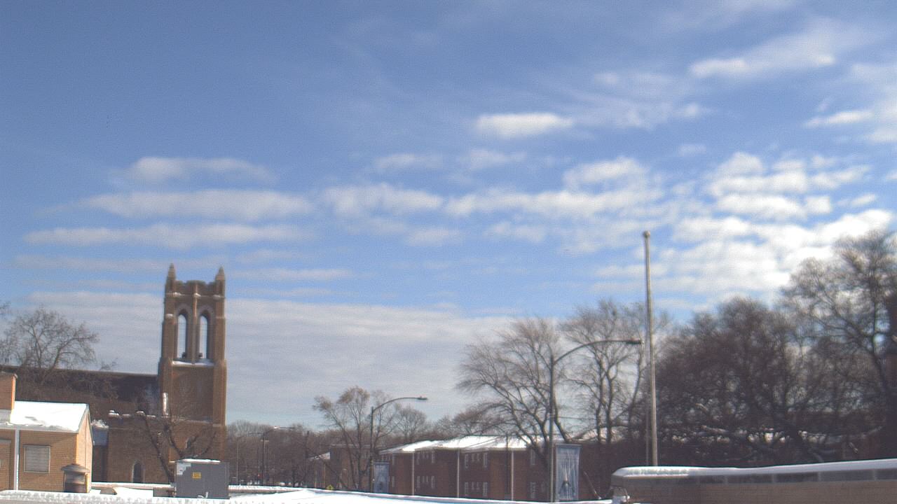 Thumbnail for current weather camera view from St Philip Lutheran School in Chicago, Illinois