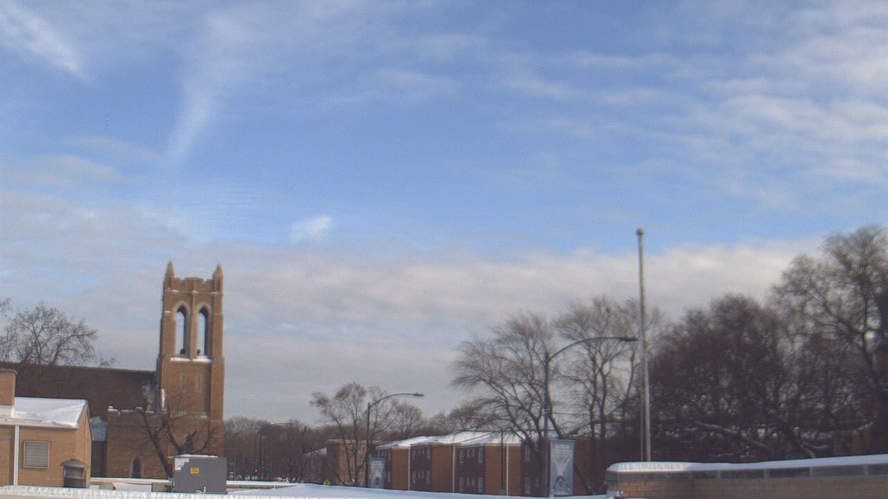 Thumbnail for current weather camera view from St Philip Lutheran School in Chicago, Illinois