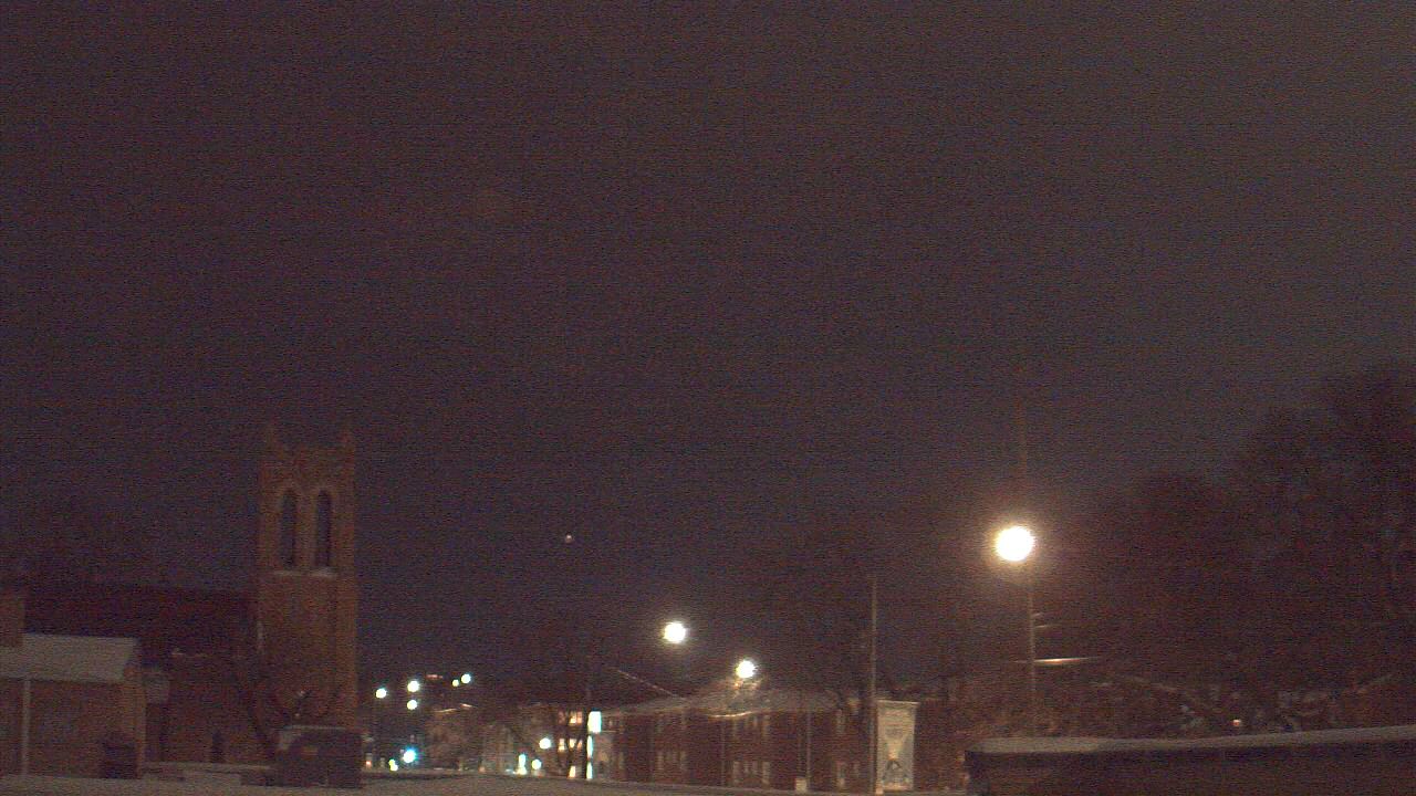 Thumbnail for current weather camera view from St Philip Lutheran School in Chicago, Illinois