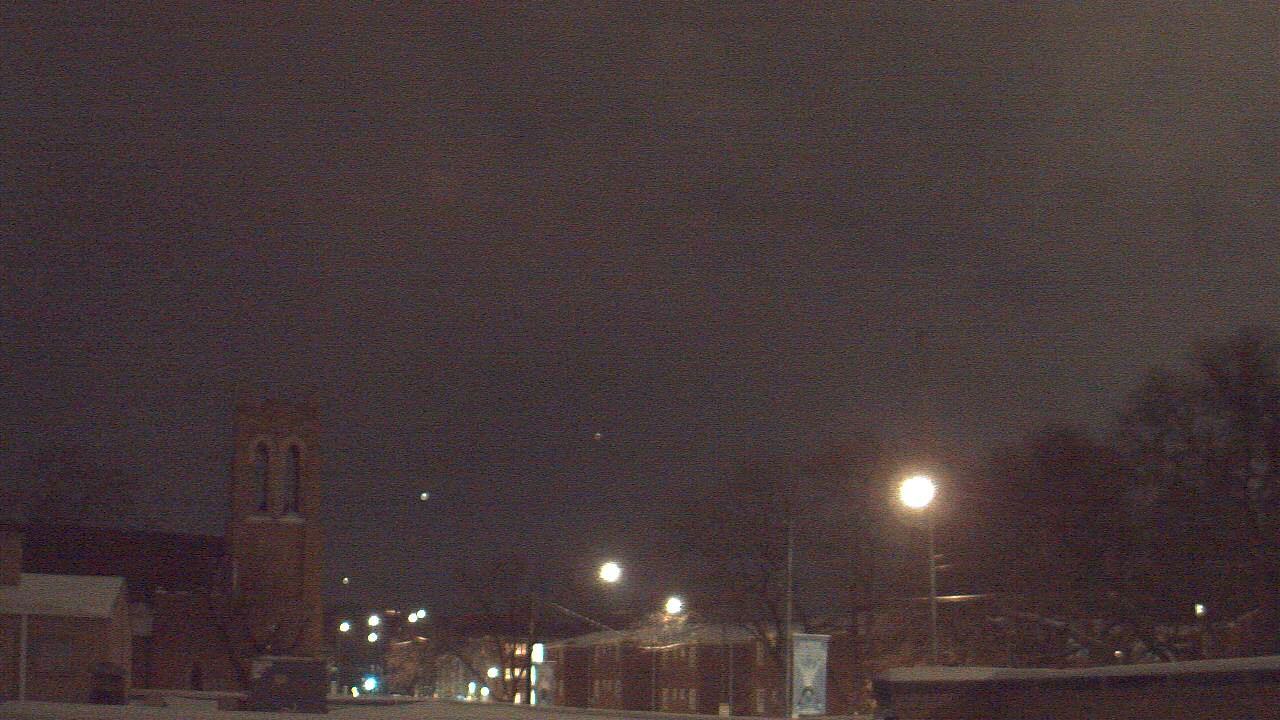 Thumbnail for current weather camera view from St Philip Lutheran School in Chicago, Illinois