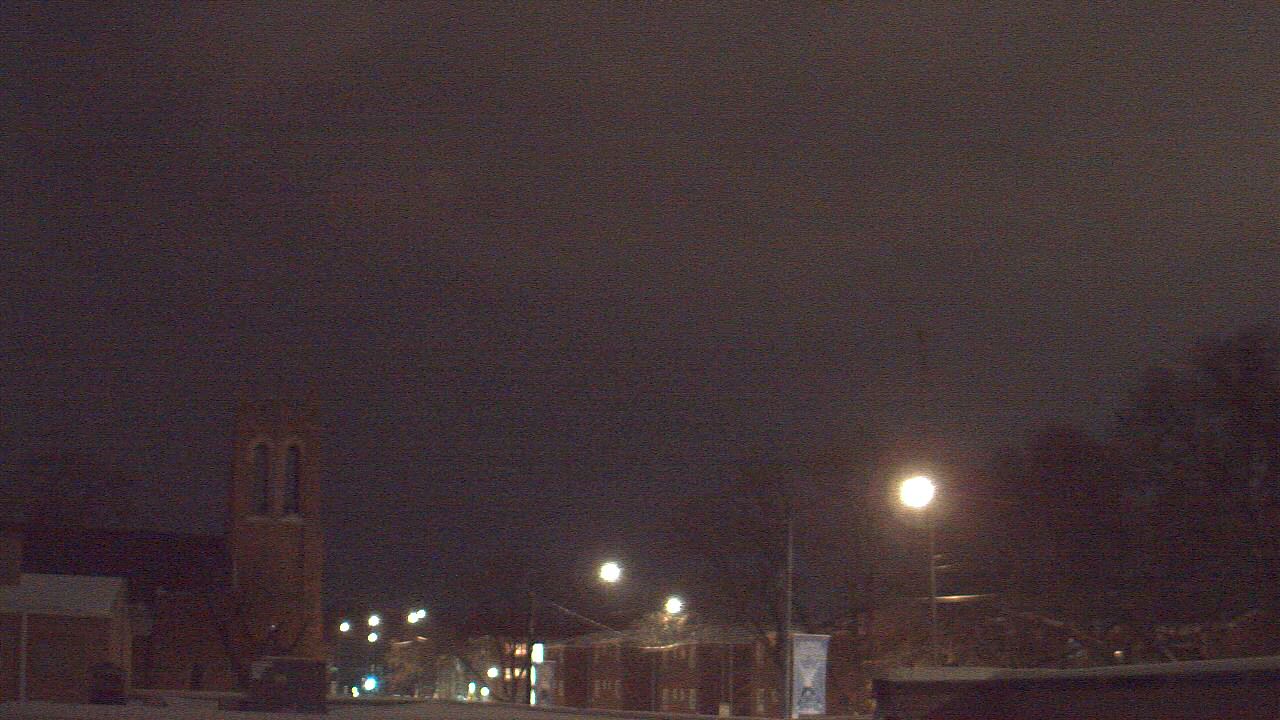 Thumbnail for current weather camera view from St Philip Lutheran School in Chicago, Illinois