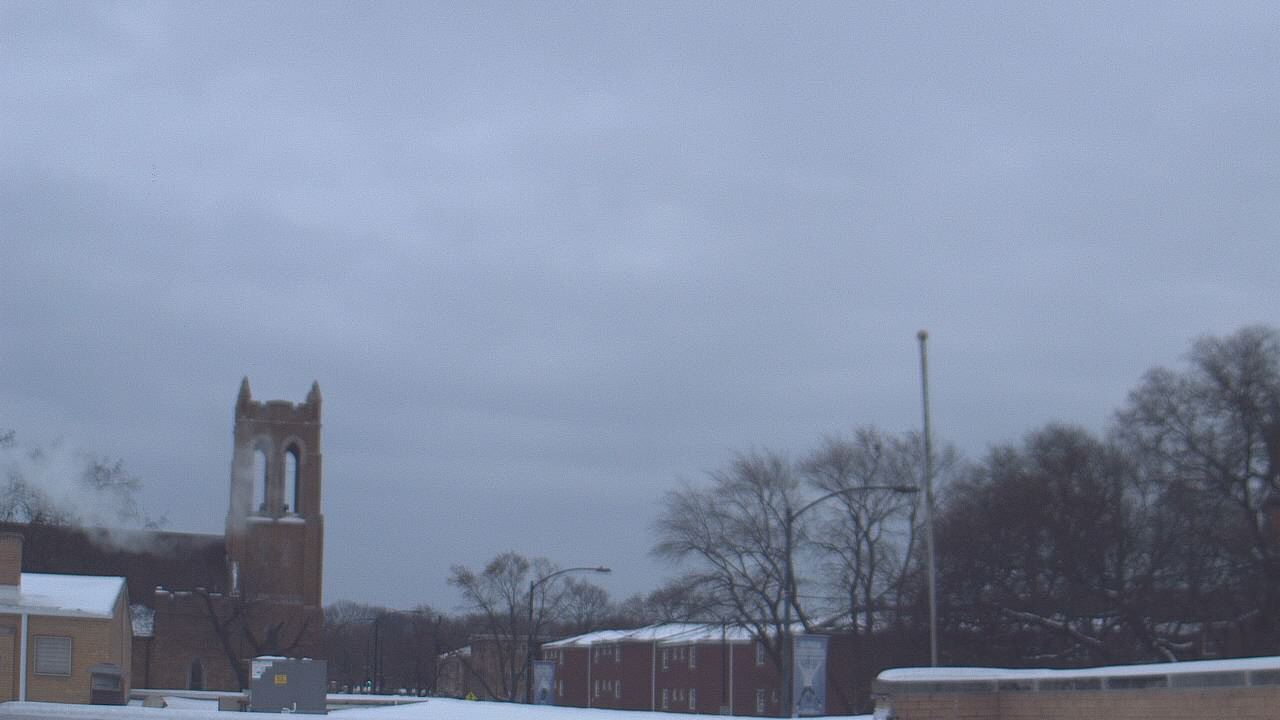Thumbnail for current weather camera view from St Philip Lutheran School in Chicago, Illinois