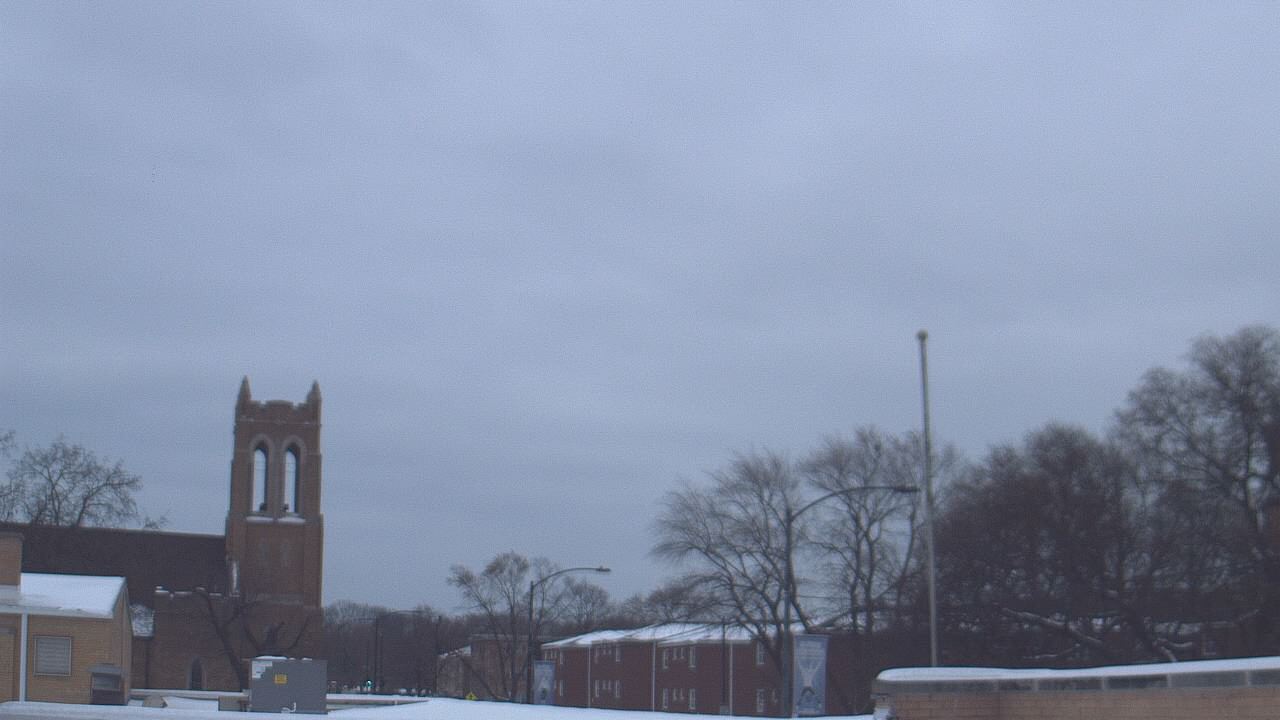 Thumbnail for current weather camera view from St Philip Lutheran School in Chicago, Illinois
