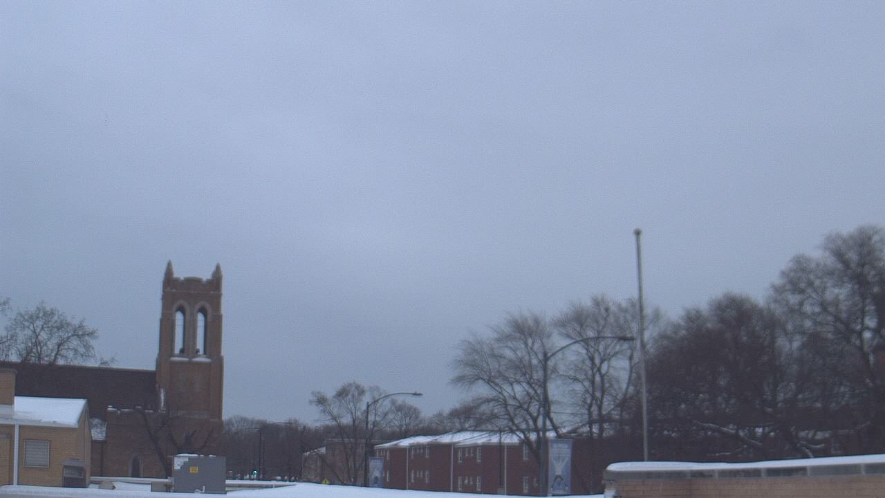 Thumbnail for current weather camera view from St Philip Lutheran School in Chicago, Illinois