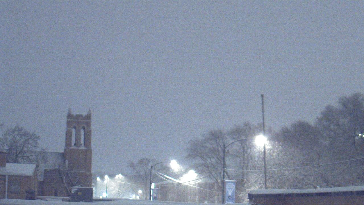 Thumbnail for current weather camera view from St Philip Lutheran School in Chicago, Illinois