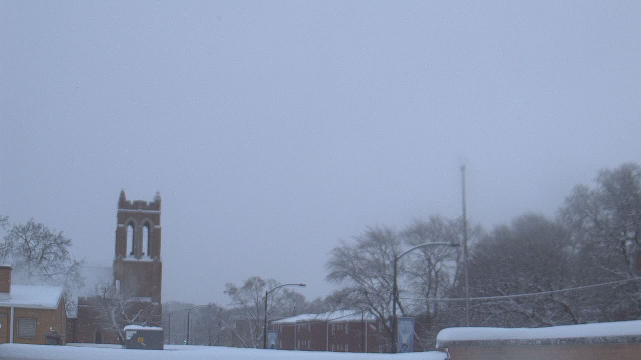 Thumbnail for current weather camera view from St Philip Lutheran School in Chicago, Illinois