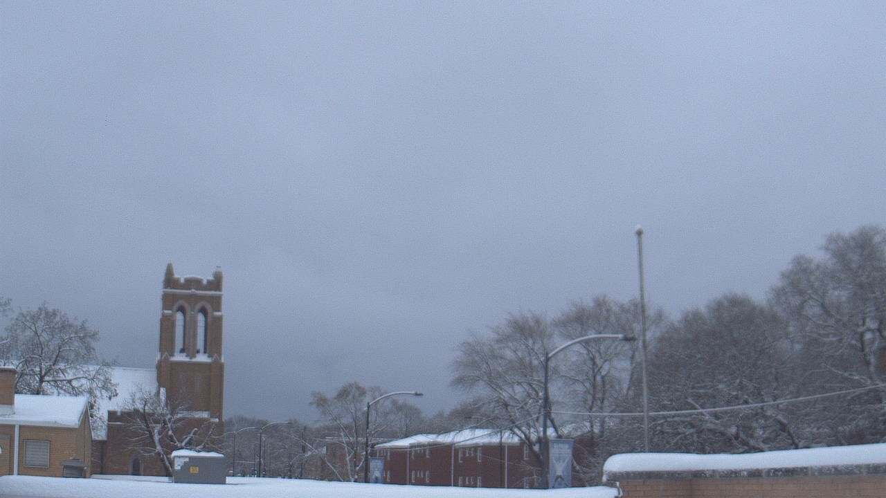 Thumbnail for current weather camera view from St Philip Lutheran School in Chicago, Illinois