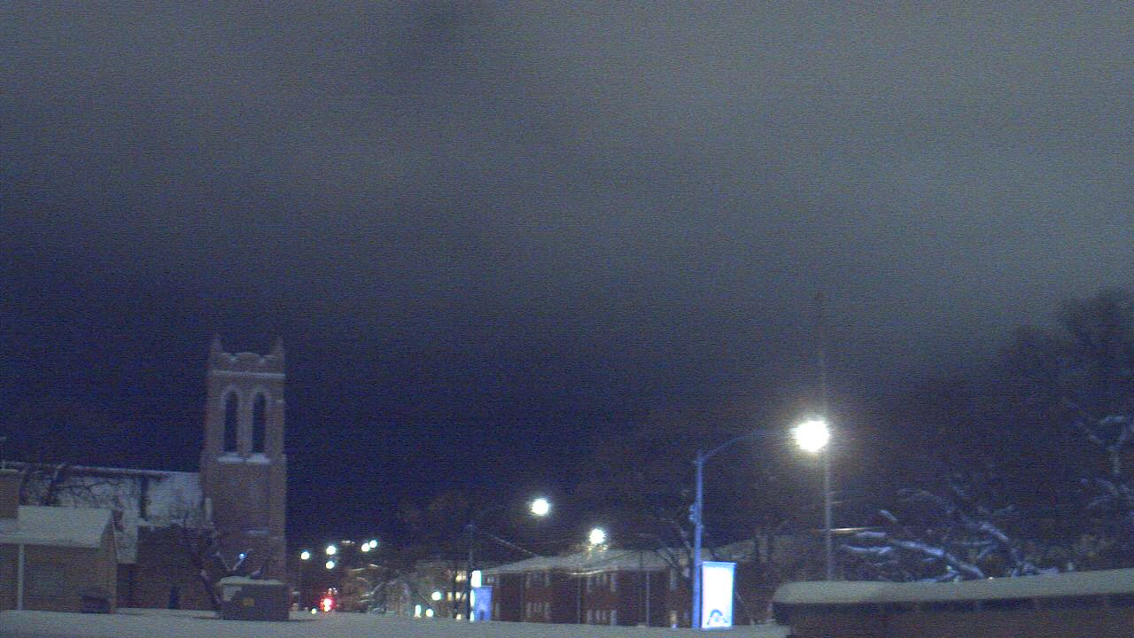 Thumbnail for current weather camera view from St Philip Lutheran School in Chicago, Illinois