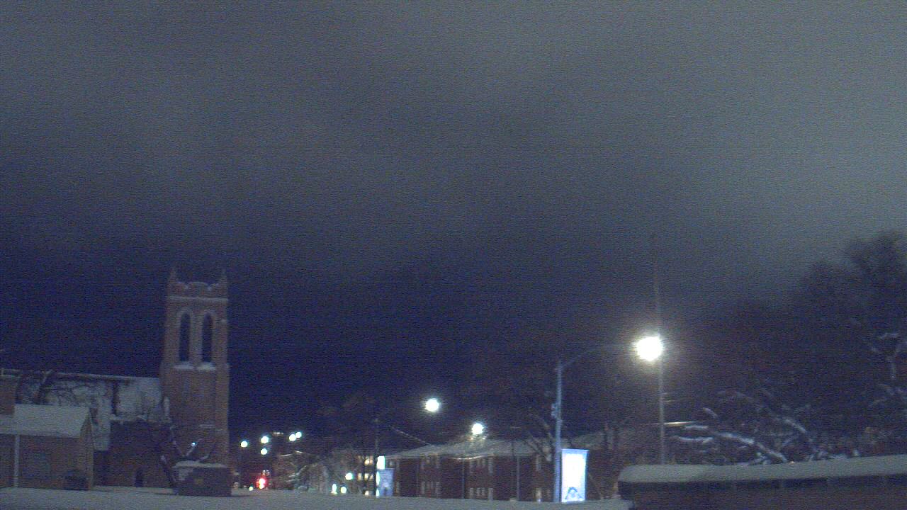 Thumbnail for current weather camera view from St Philip Lutheran School in Chicago, Illinois