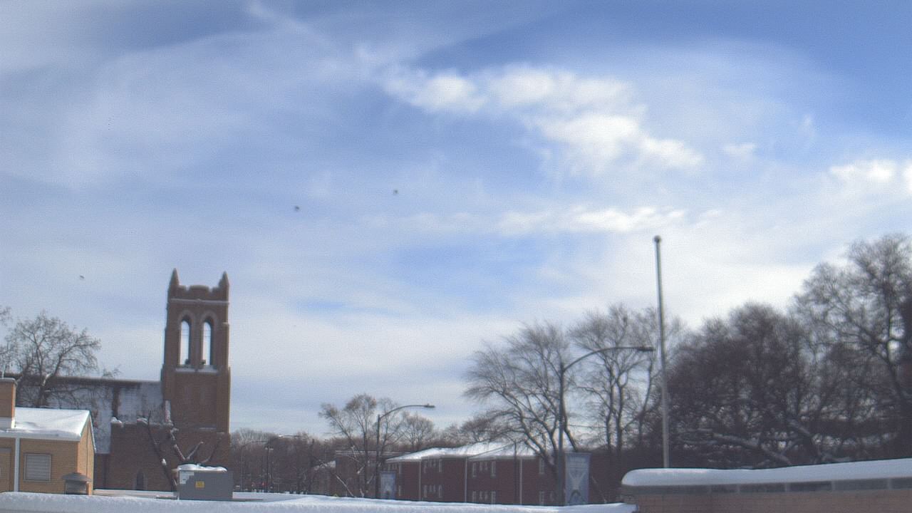 Thumbnail for current weather camera view from St Philip Lutheran School in Chicago, Illinois
