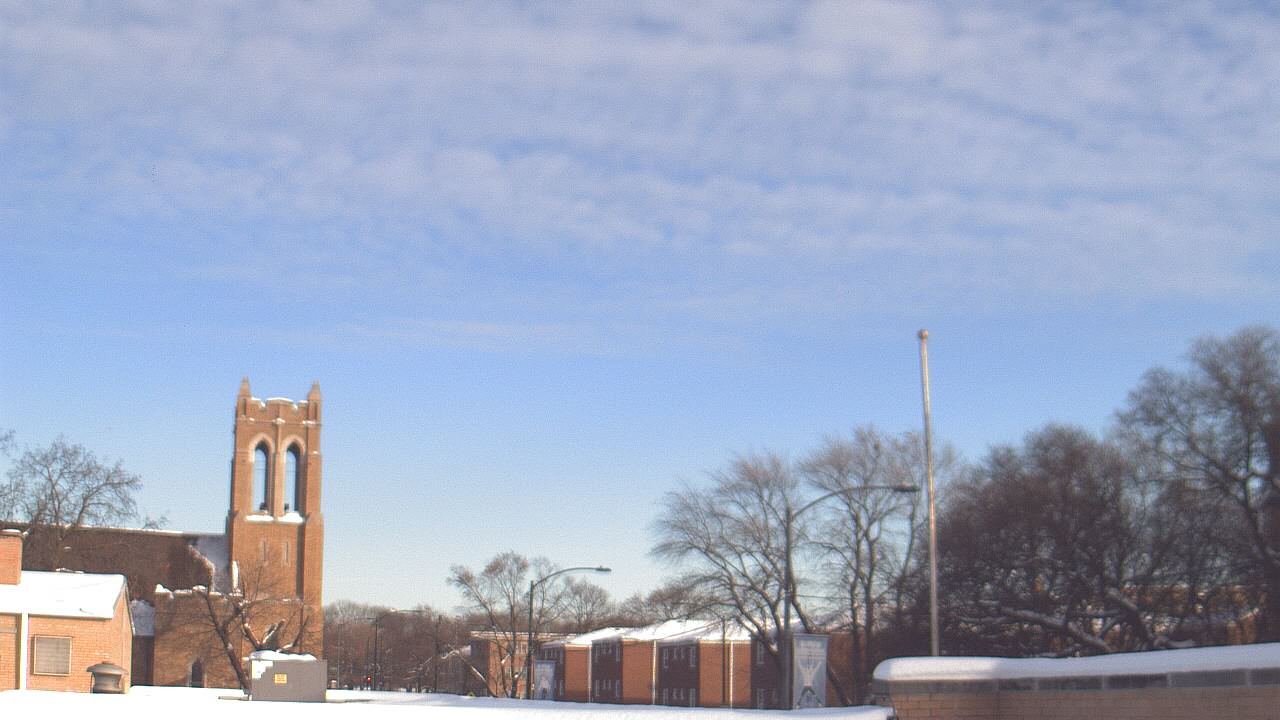 Thumbnail for current weather camera view from St Philip Lutheran School in Chicago, Illinois
