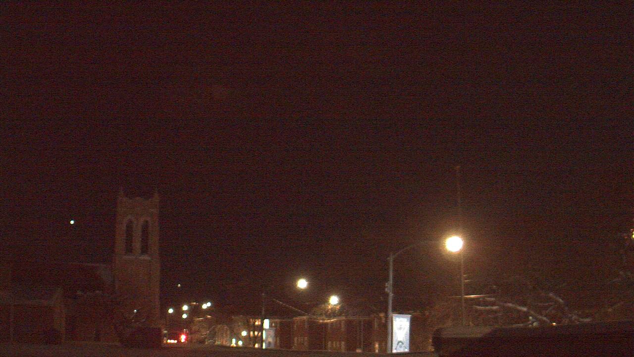 Thumbnail for current weather camera view from St Philip Lutheran School in Chicago, Illinois