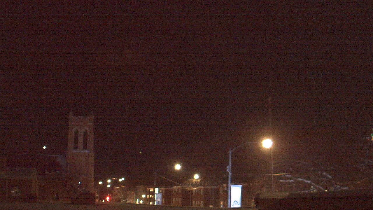 Thumbnail for current weather camera view from St Philip Lutheran School in Chicago, Illinois