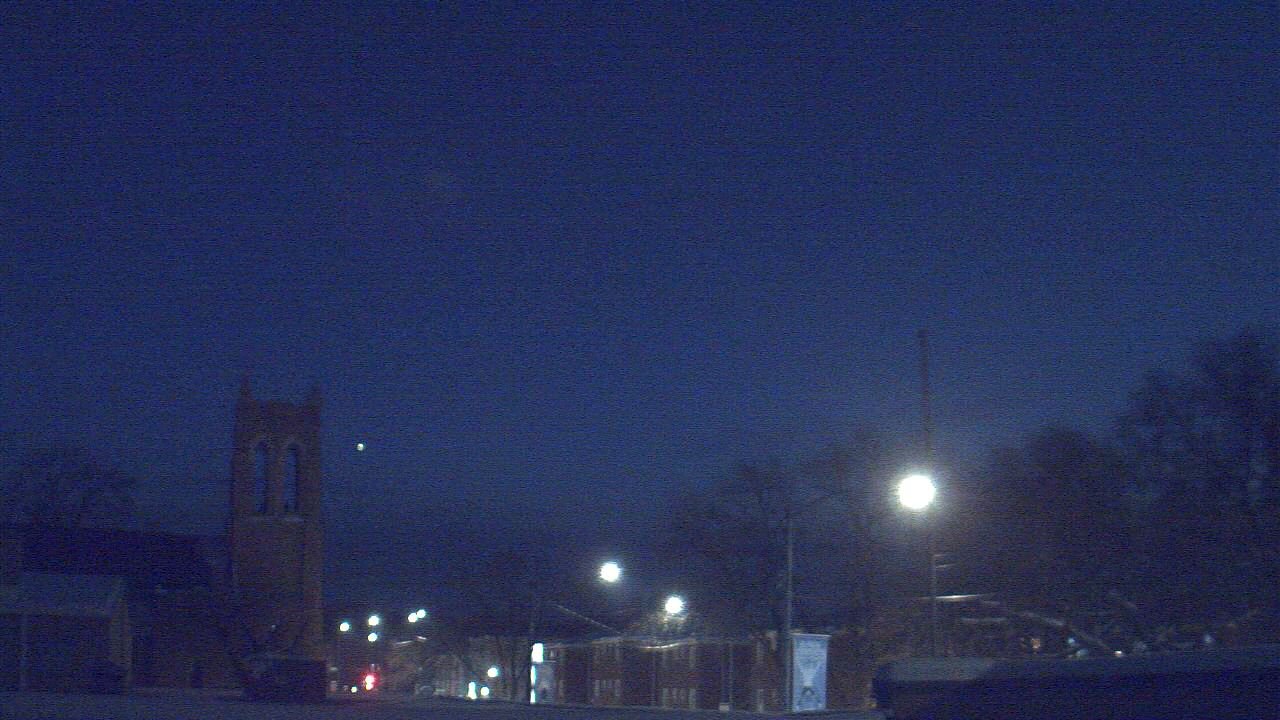 Thumbnail for current weather camera view from St Philip Lutheran School in Chicago, Illinois